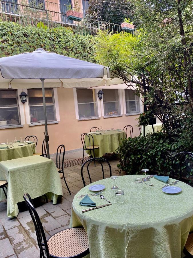 Locanda La Posta Cavour ภายนอก รูปภาพ