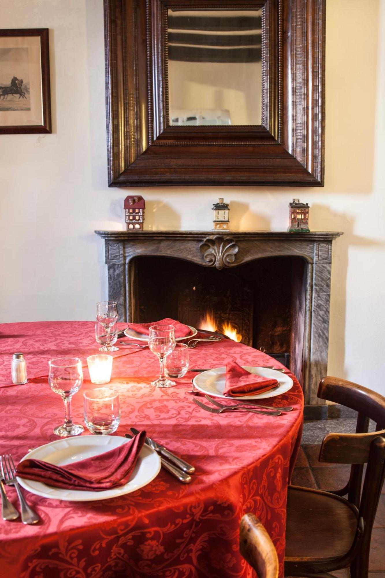 Locanda La Posta Cavour ภายนอก รูปภาพ