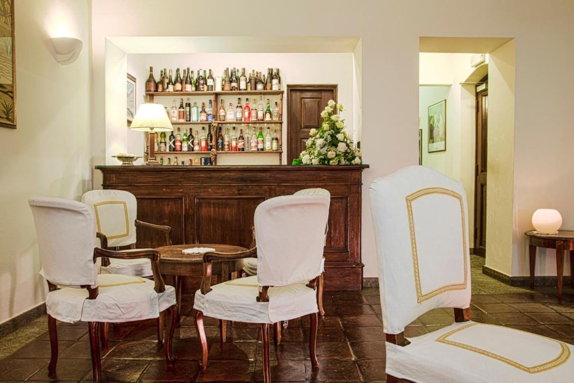 Locanda La Posta Cavour ภายนอก รูปภาพ